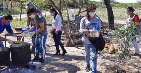 Santiago del Estero: cocinaron una olla solidaria para familias de escasos recursos 1