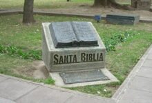 monumento a la biblia iguazu misiones